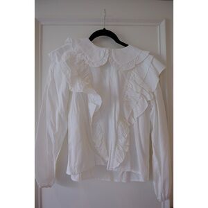 BOUTIQUE STORIA BRAND WHITE BLOUSE. SIZE SMALL